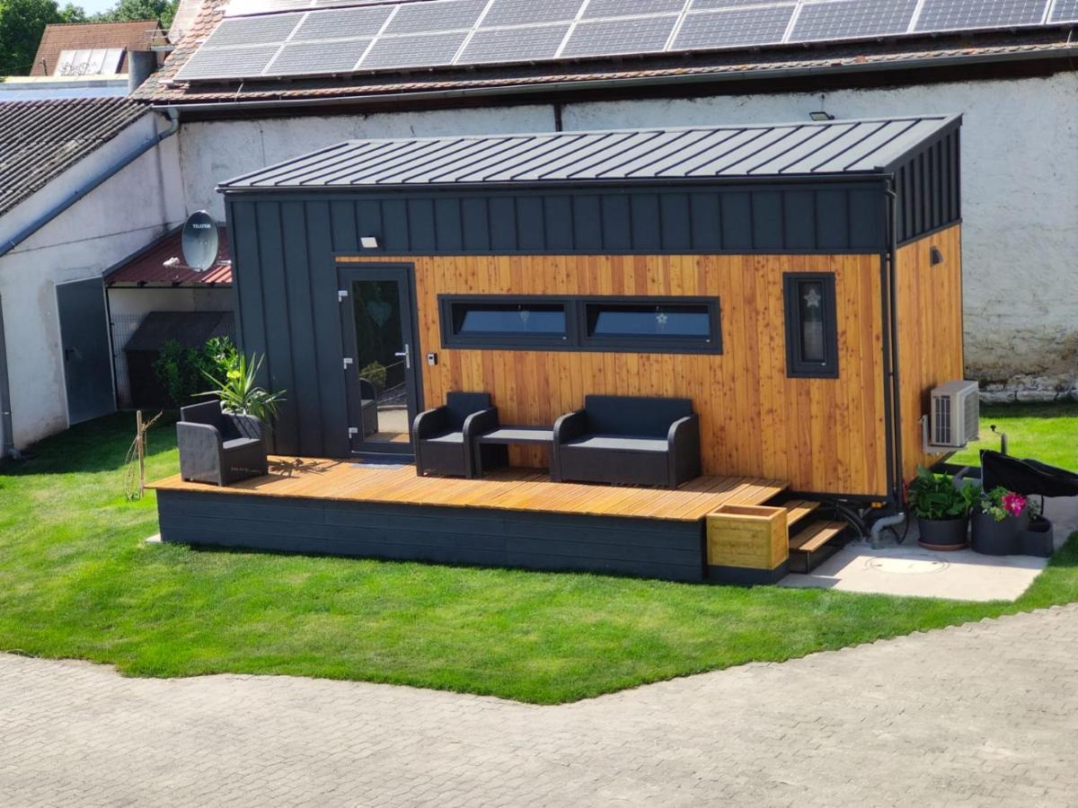 Mariolas Tinyhouse Markt Nordheim Екстериор снимка
