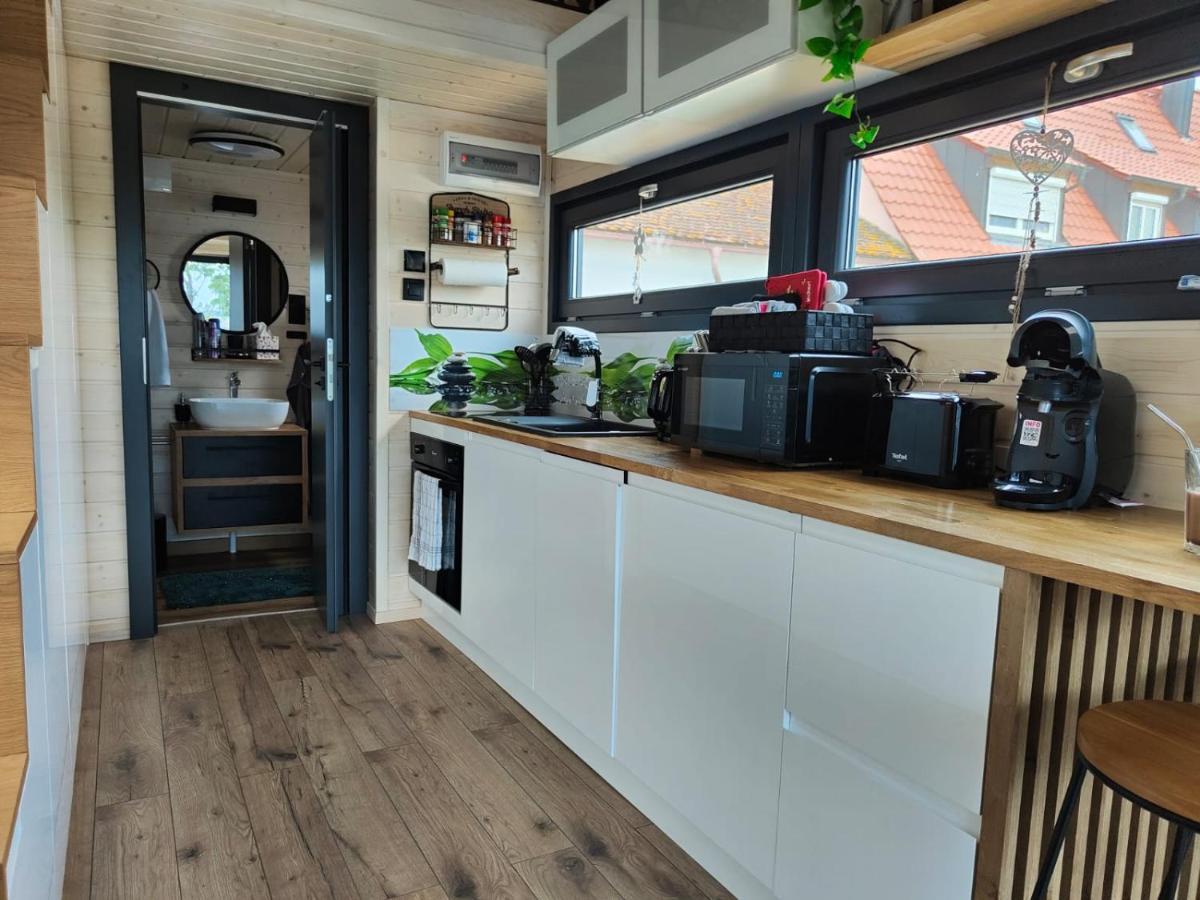 Mariolas Tinyhouse Markt Nordheim Екстериор снимка