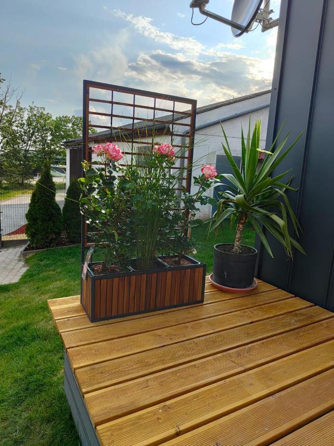 Mariolas Tinyhouse Markt Nordheim Екстериор снимка
