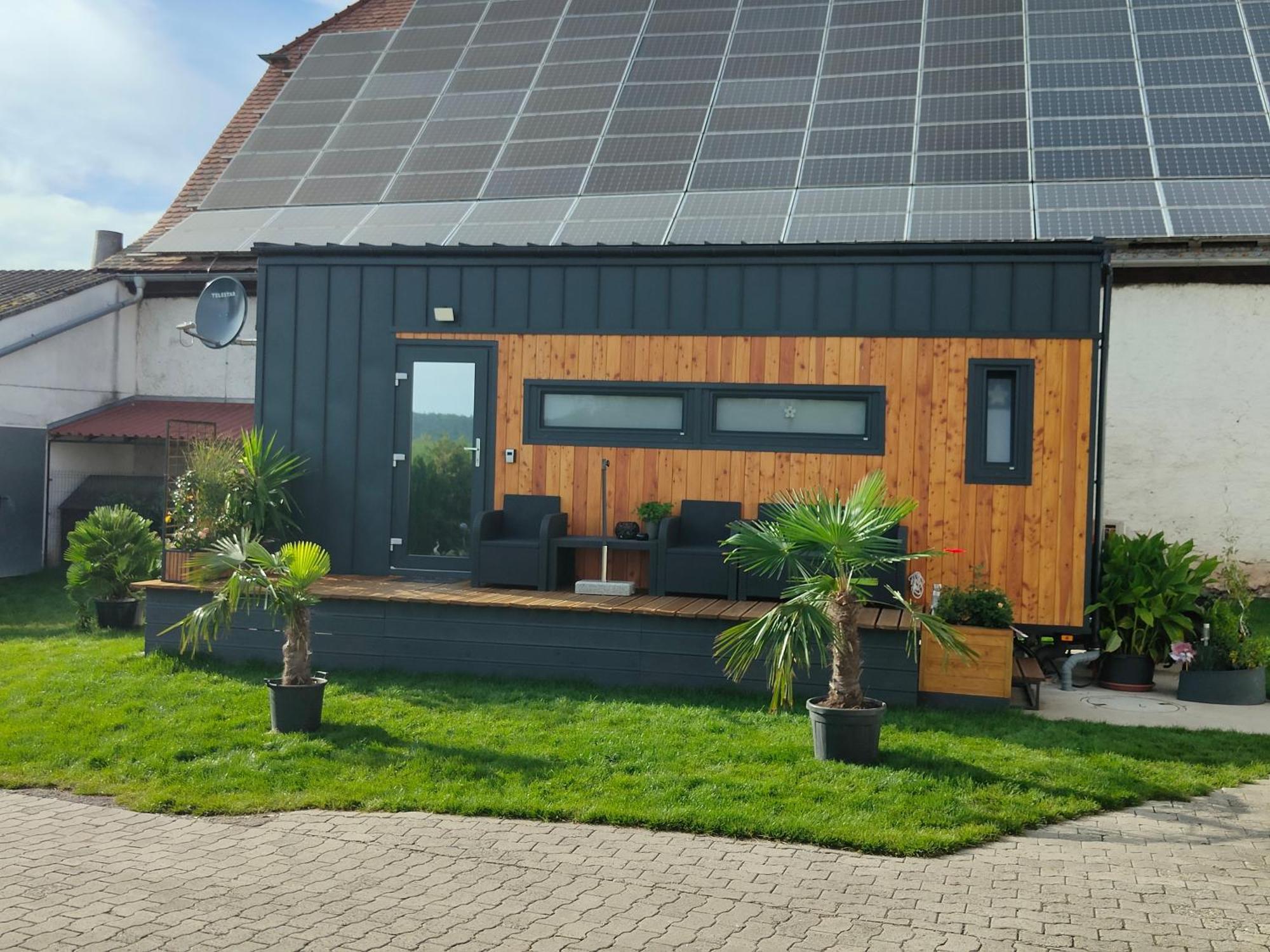 Mariolas Tinyhouse Markt Nordheim Екстериор снимка